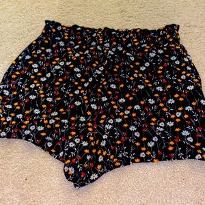 Flower shorts